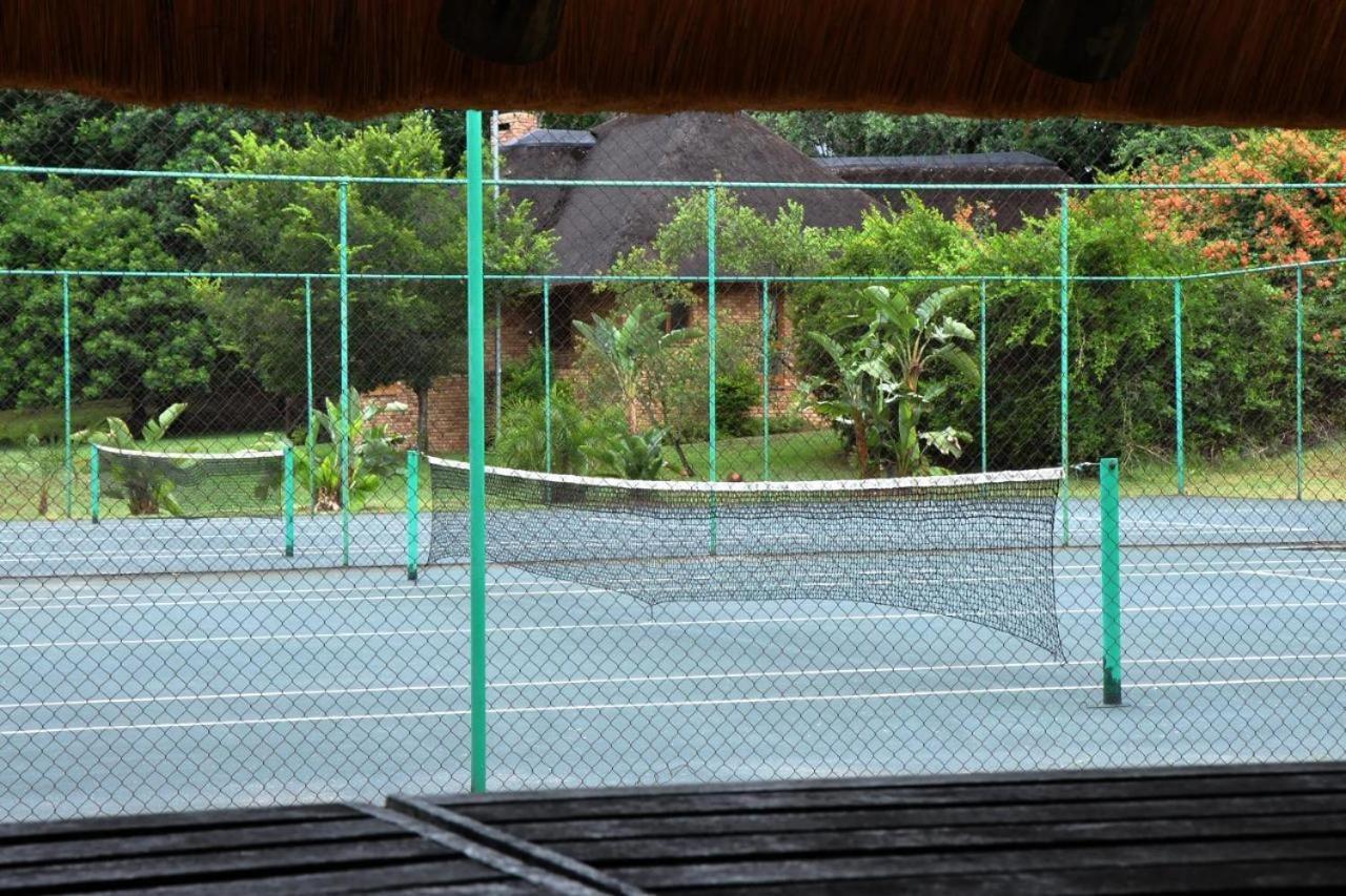 Legend Safaris 257A - In Kruger Park Lodge Hazyview Esterno foto